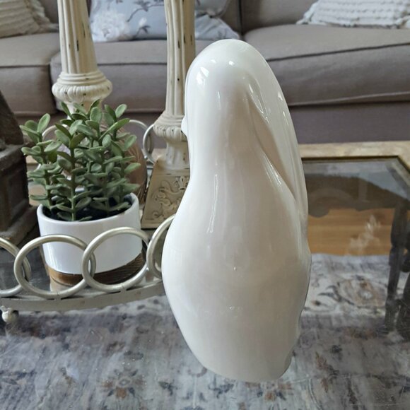 VINTAGE MOTHER MARY STATUE DECOR - Picture 3 of 5